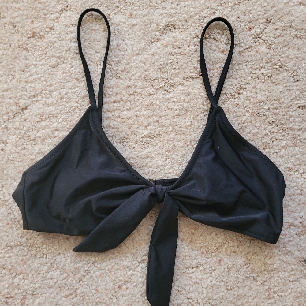 Blooming Jelly Black Bikini Top